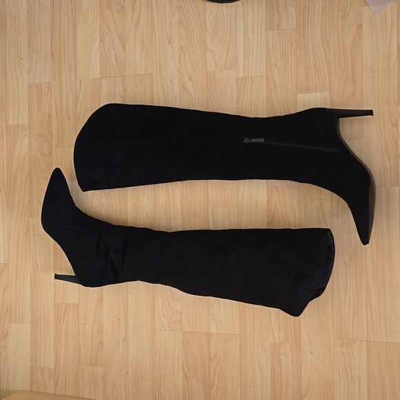 Kendall & Kylie Zanna Black Suede Sexy Over The Knee High Heels Boots Size 9M - Picture 7 of 16
